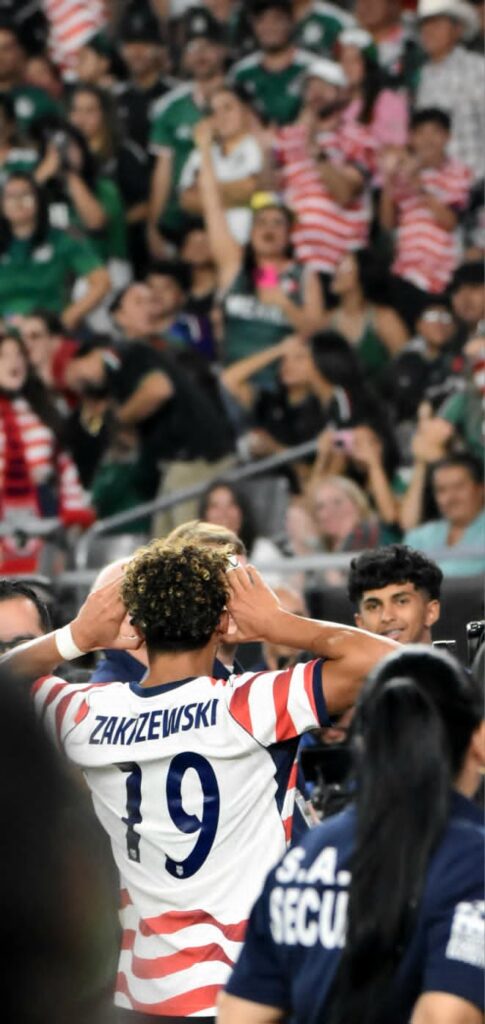 Festejo del primer gol